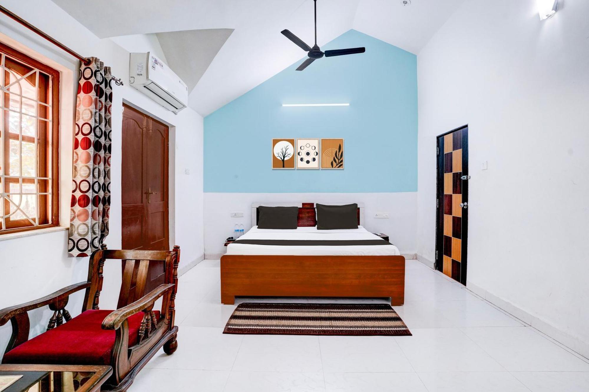Oyo Flagship Triple Beach Guest House 比纳里姆 外观 照片