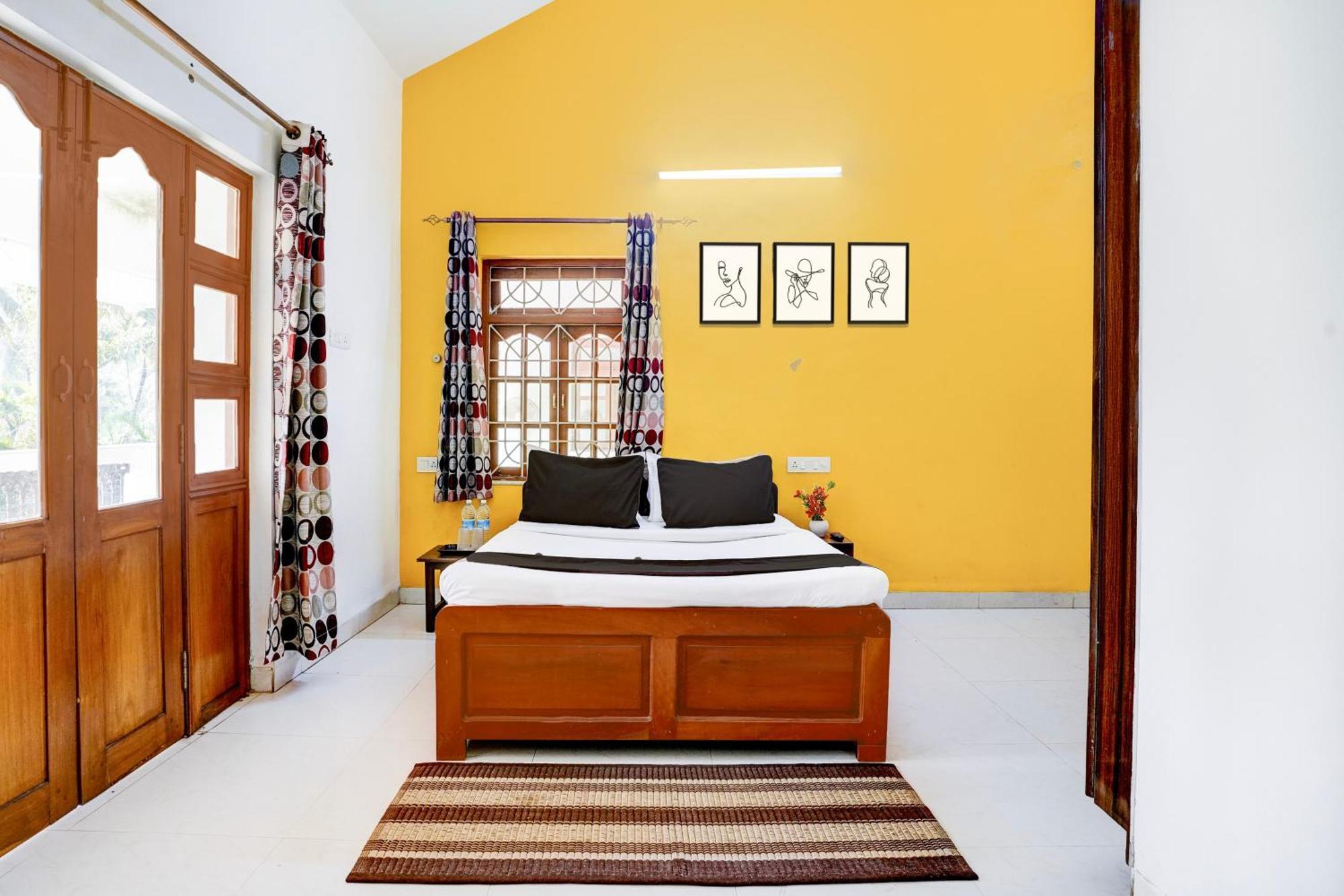 Oyo Flagship Triple Beach Guest House 比纳里姆 外观 照片