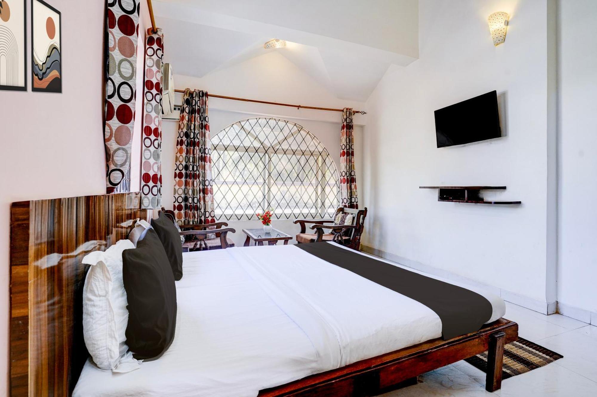 Oyo Flagship Triple Beach Guest House 比纳里姆 外观 照片