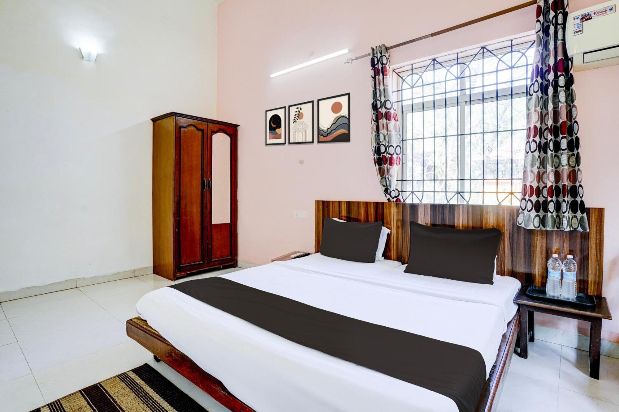 Oyo Flagship Triple Beach Guest House 比纳里姆 外观 照片